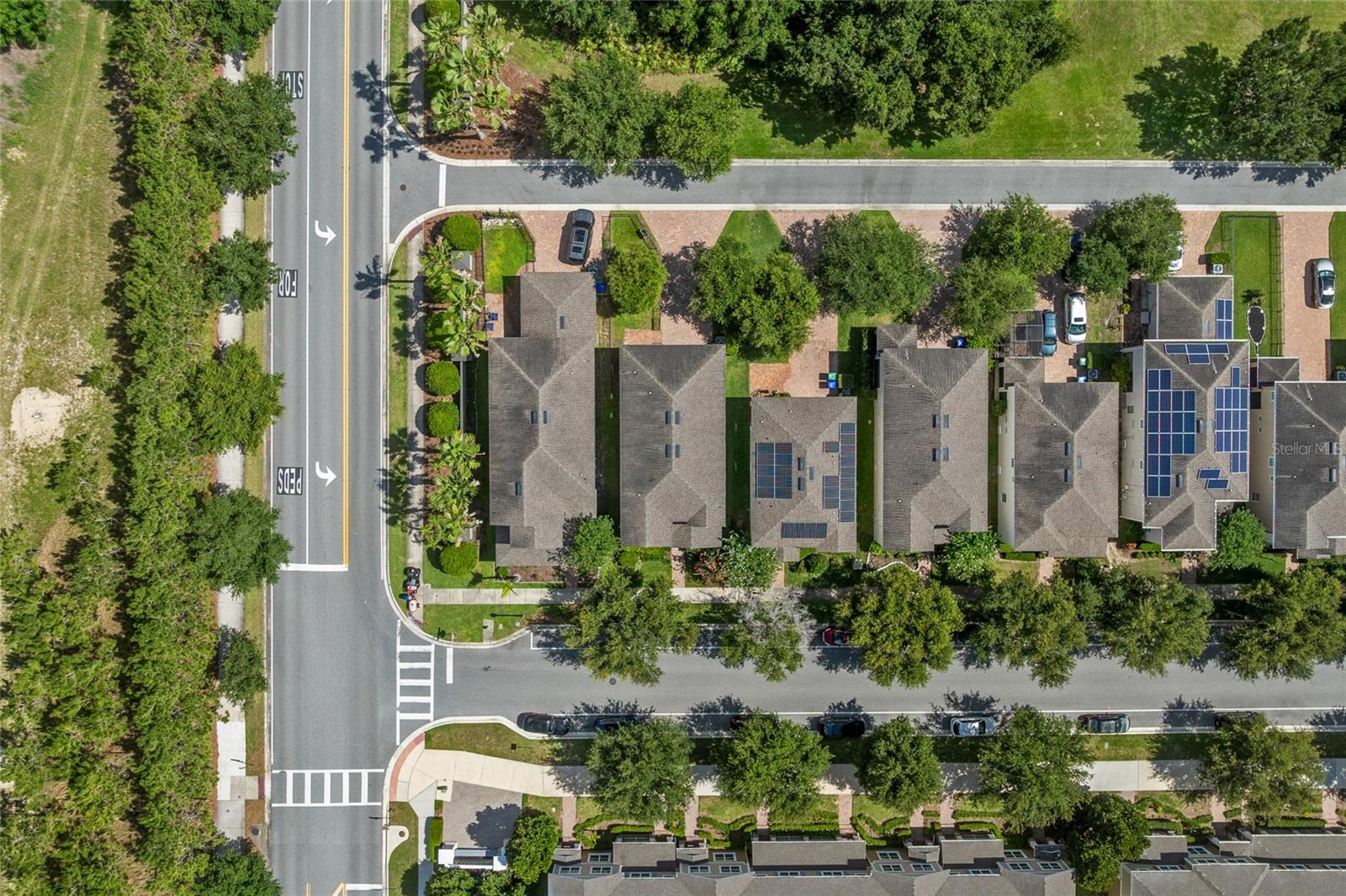 SUMMERLAKE GROVES - Residential