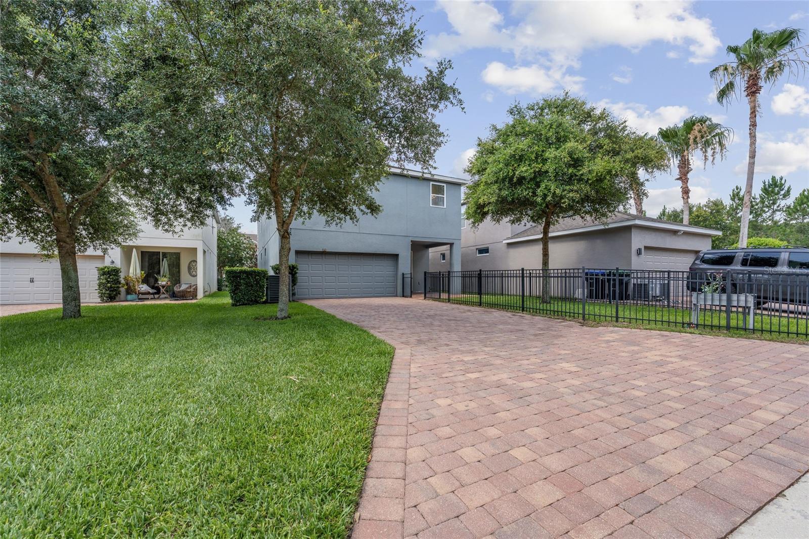 SUMMERLAKE GROVES - Residential