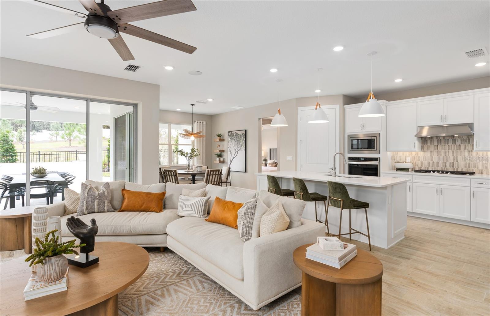 WILLOW RIDGE - Residential