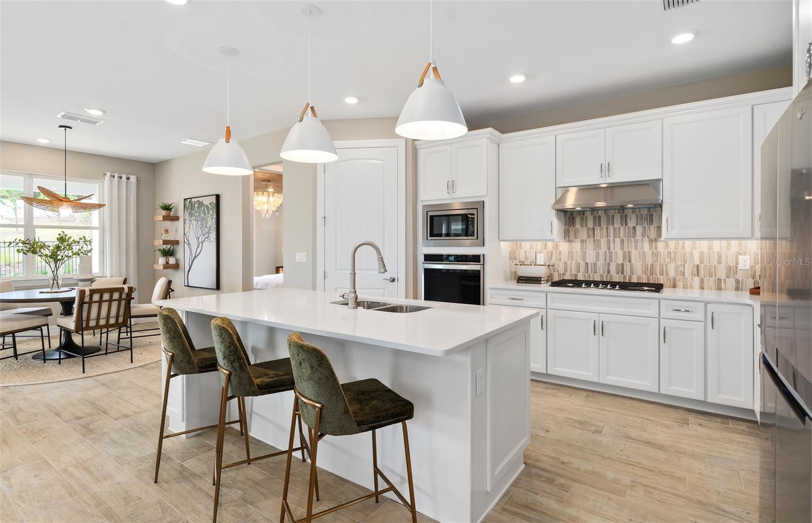 WILLOW RIDGE - Residential