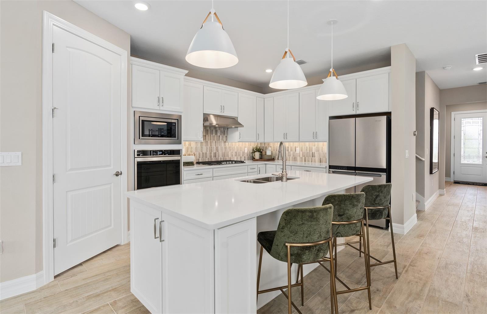 WILLOW RIDGE - Residential
