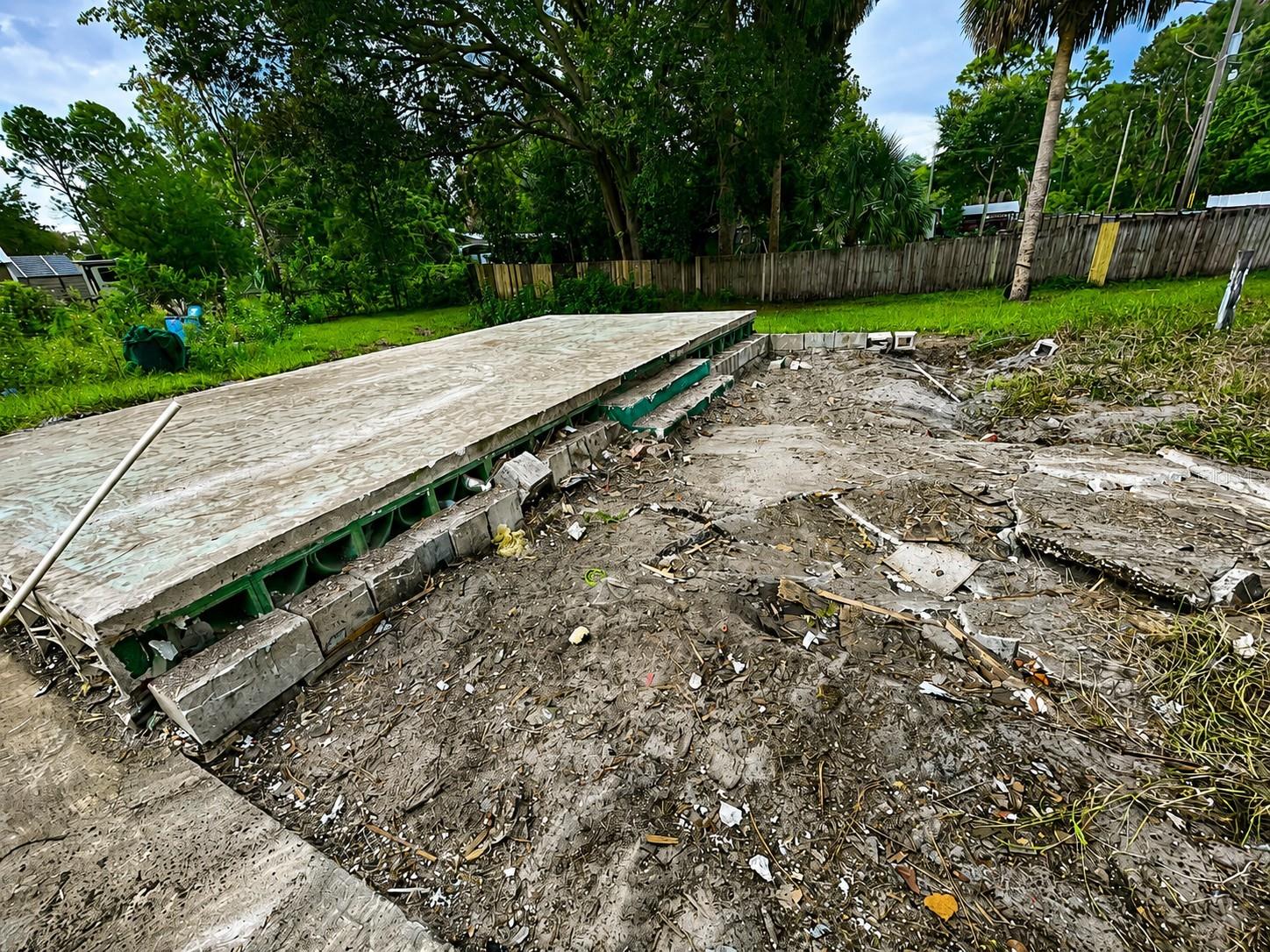 LAKEVIEW PARK - Land