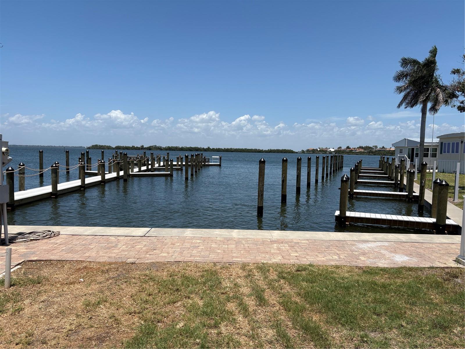 GULFSHORE OF LONGBOAT KEY - Residential