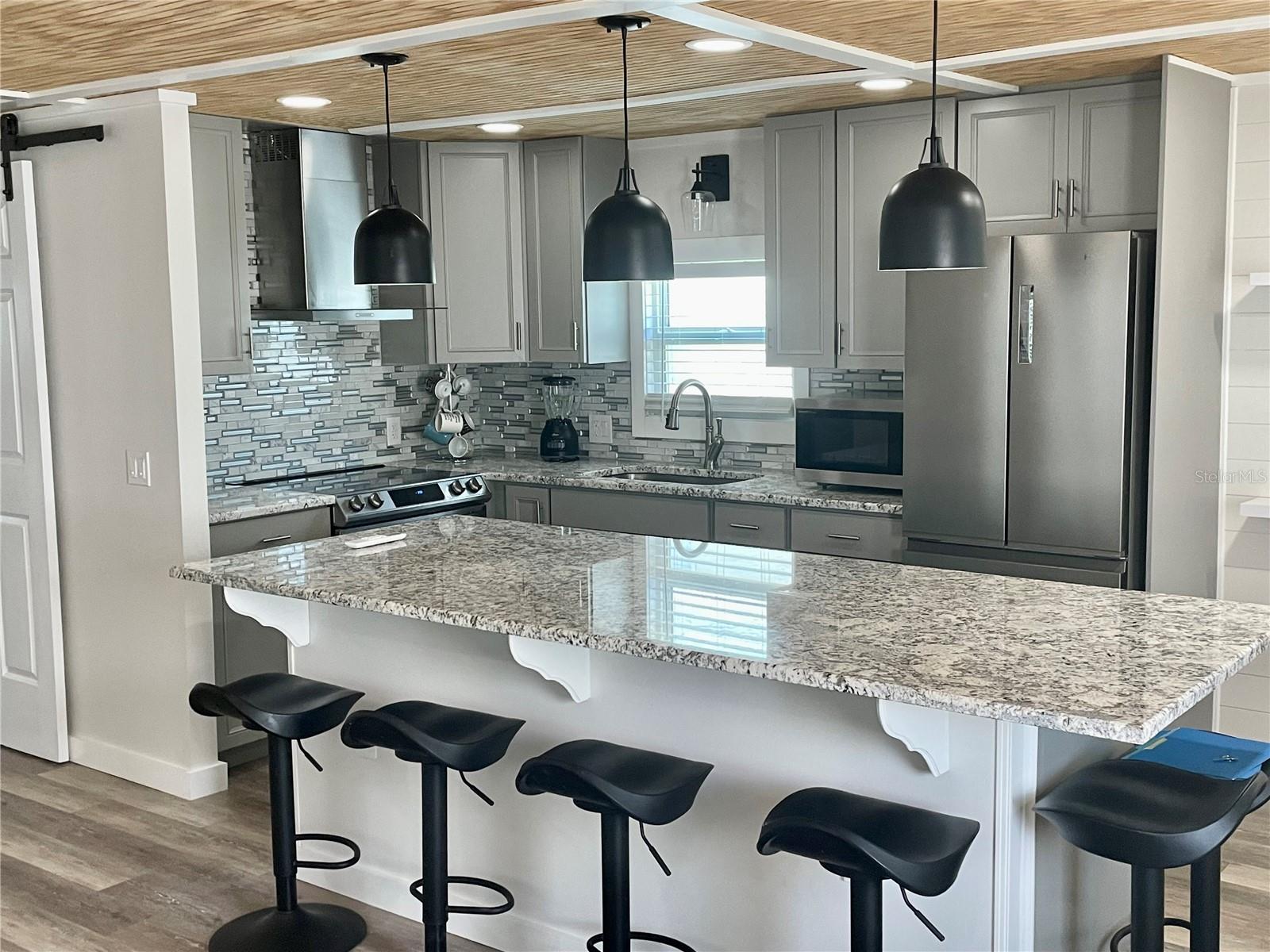 GULFSHORE OF LONGBOAT KEY - Residential