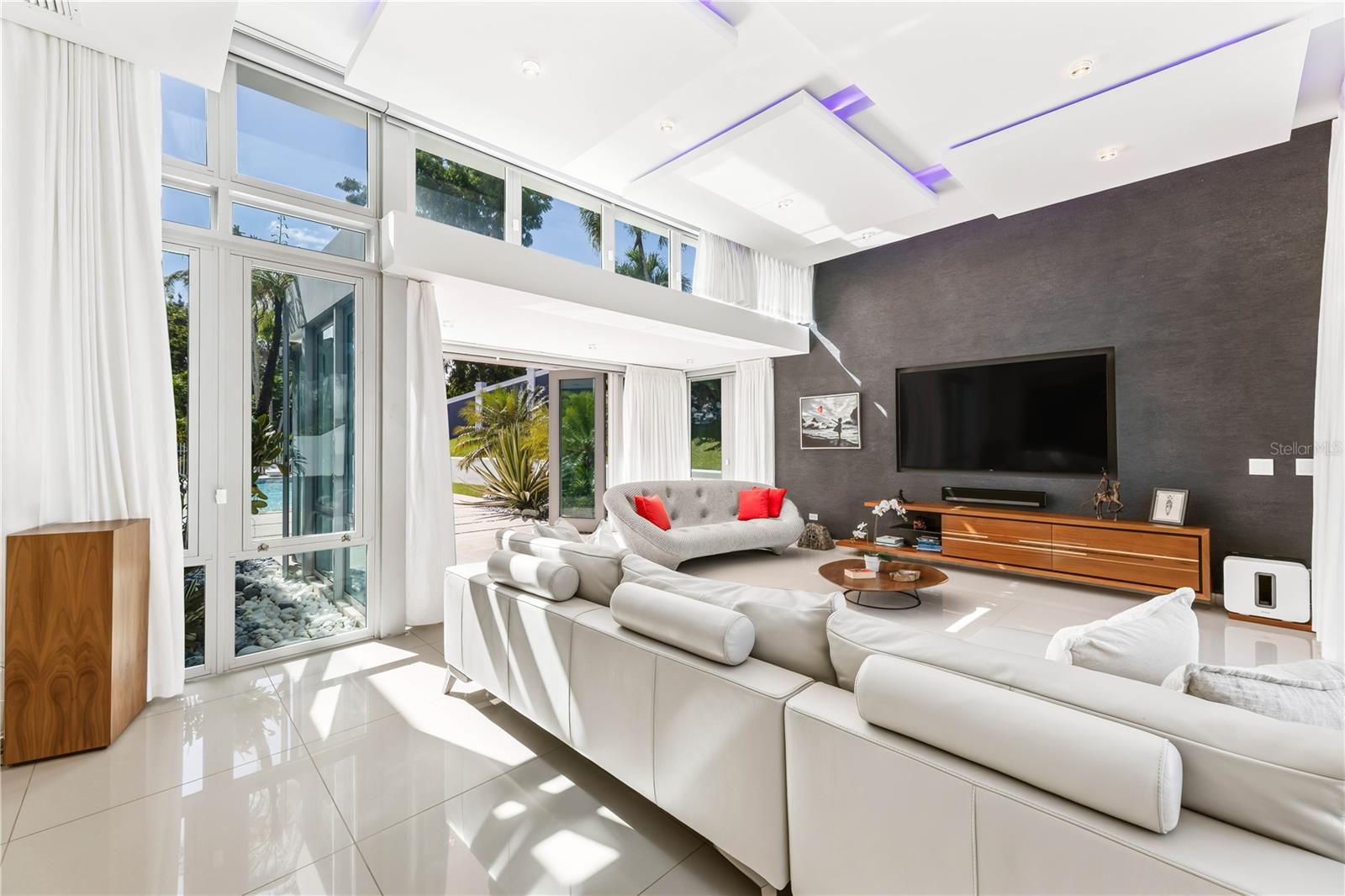 BALDWIN PARK - Residential