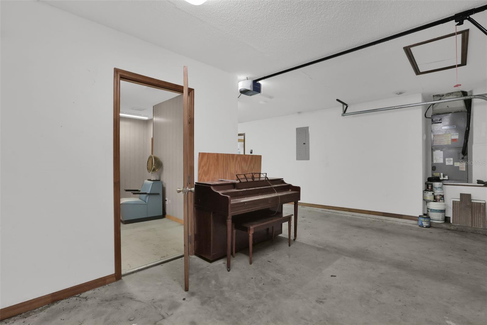 DELTONA LAKES UNIT 73 - Residential
