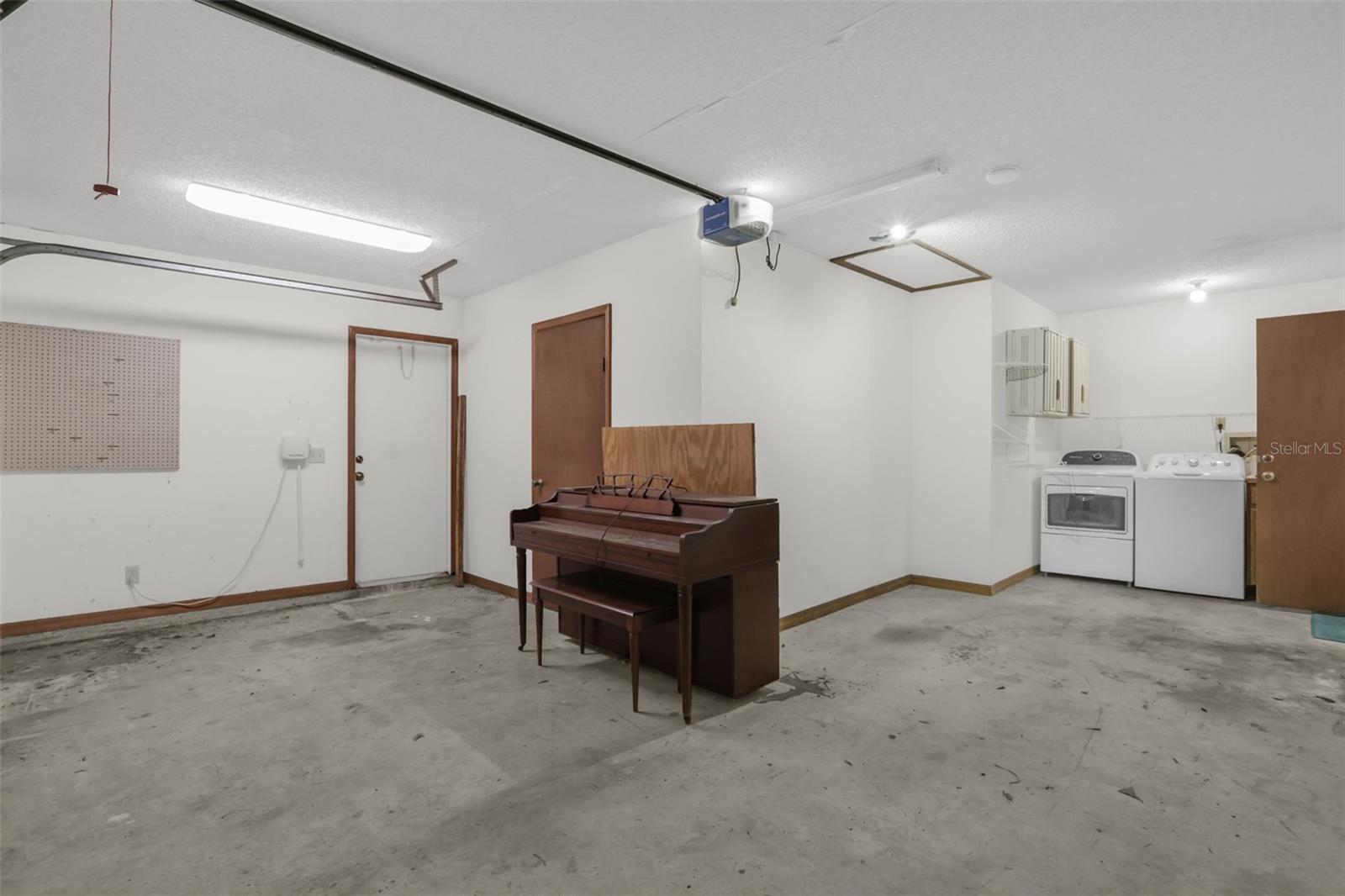 DELTONA LAKES UNIT 73 - Residential