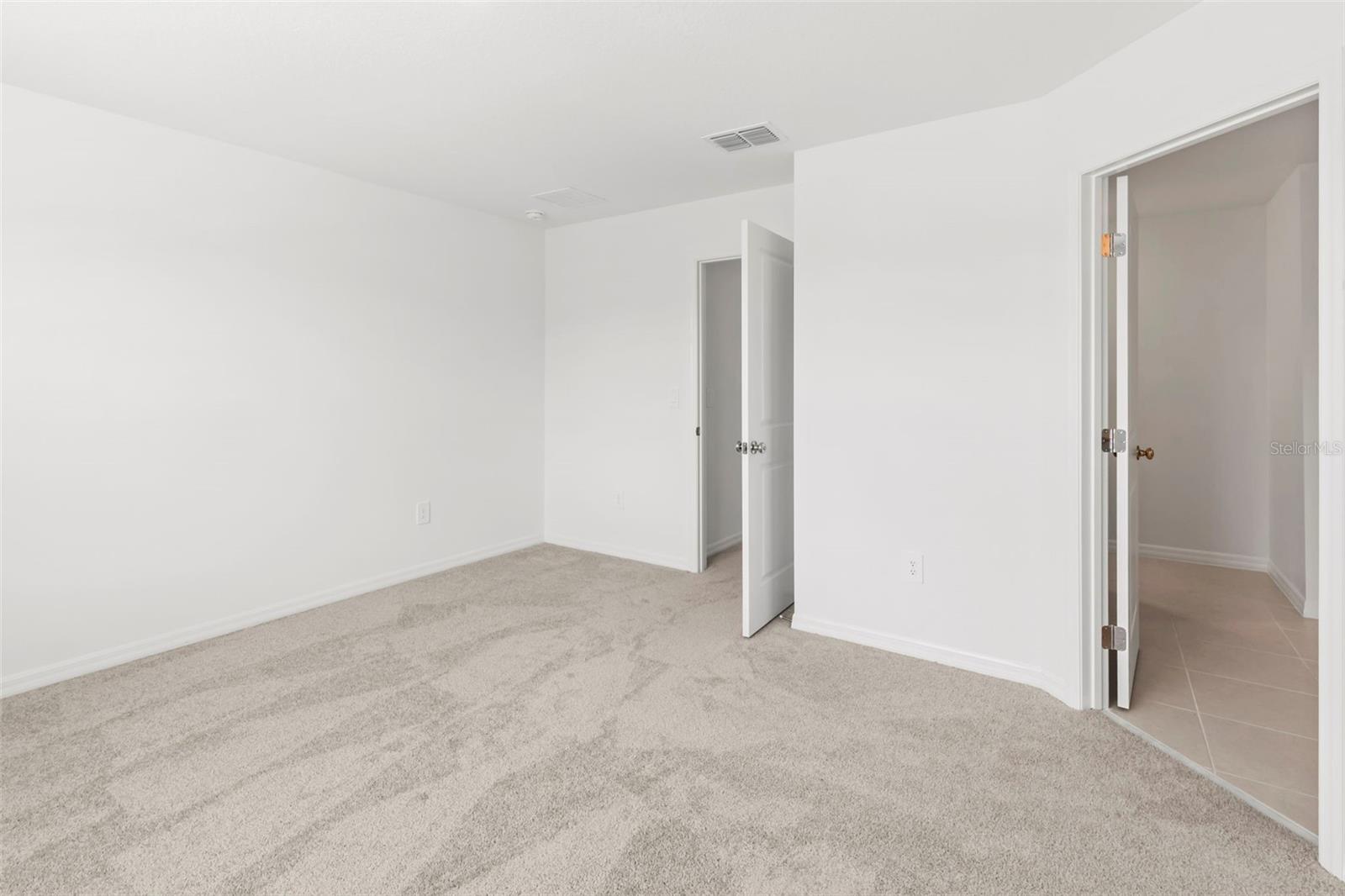 GLADESONG - Residential Lease