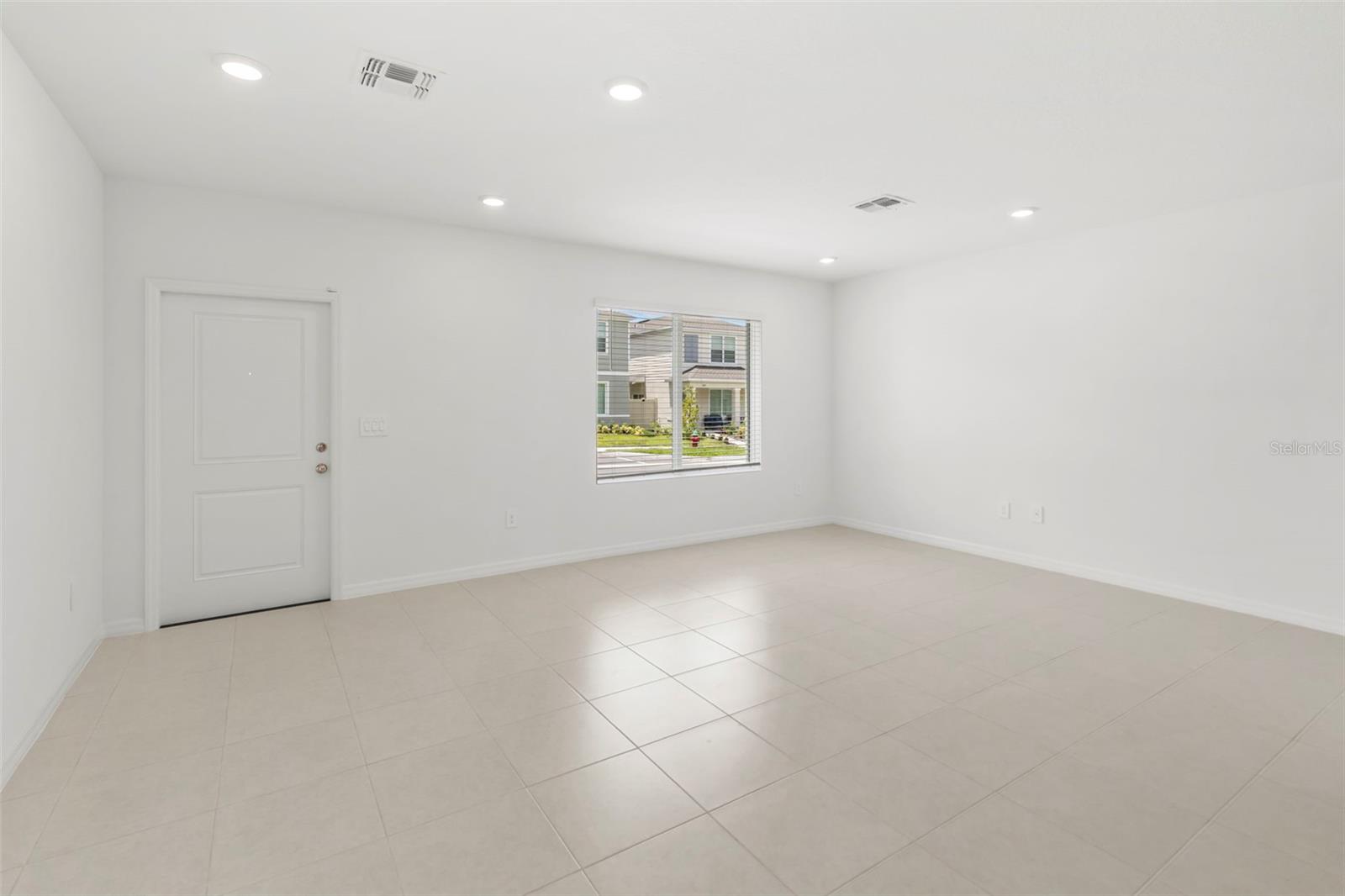 GLADESONG - Residential Lease