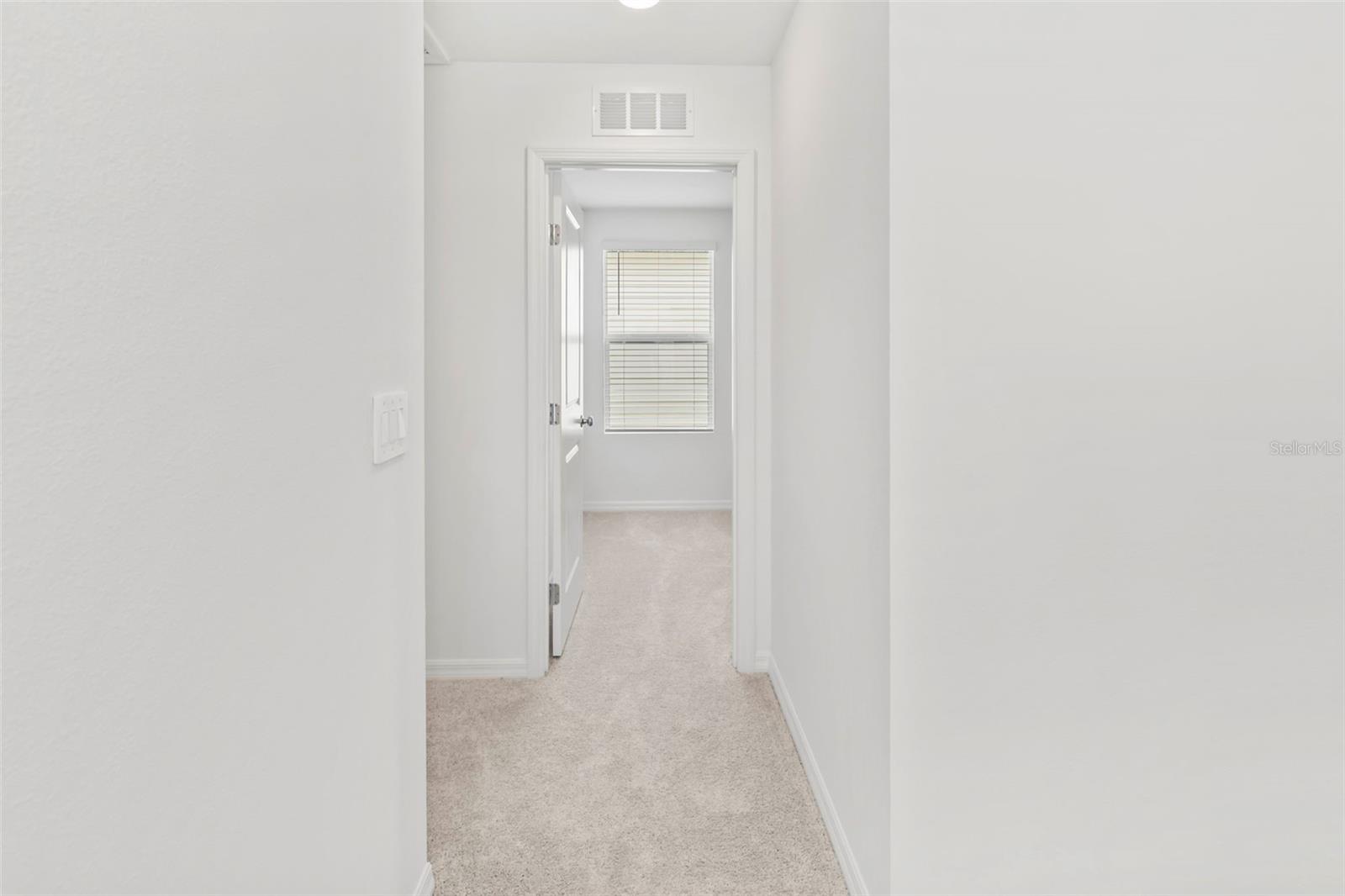 GLADESONG - Residential Lease
