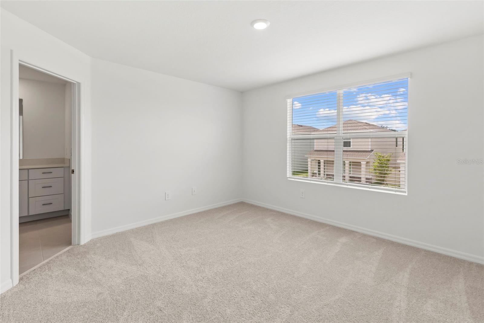 GLADESONG - Residential Lease