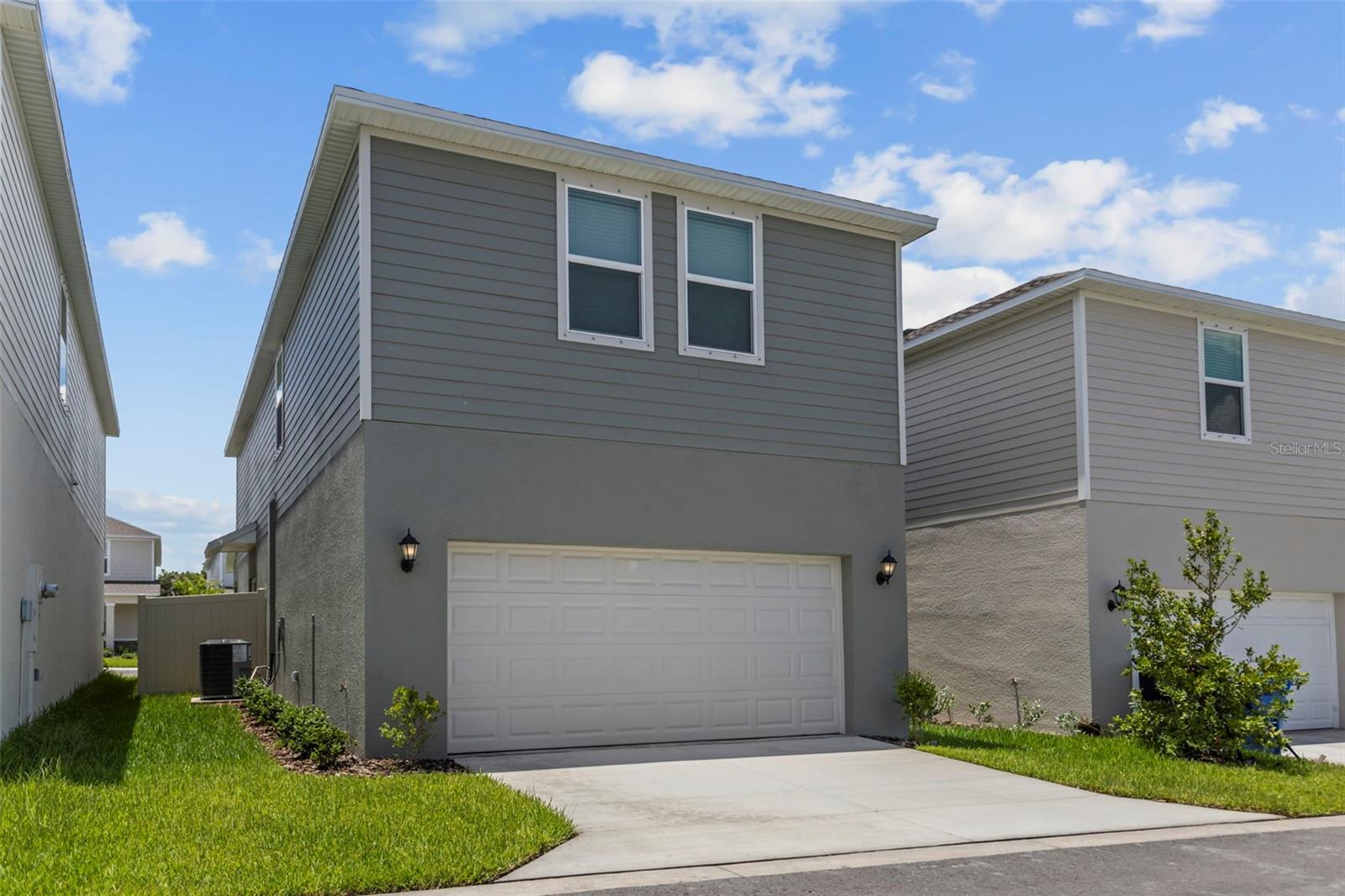 GLADESONG - Residential Lease