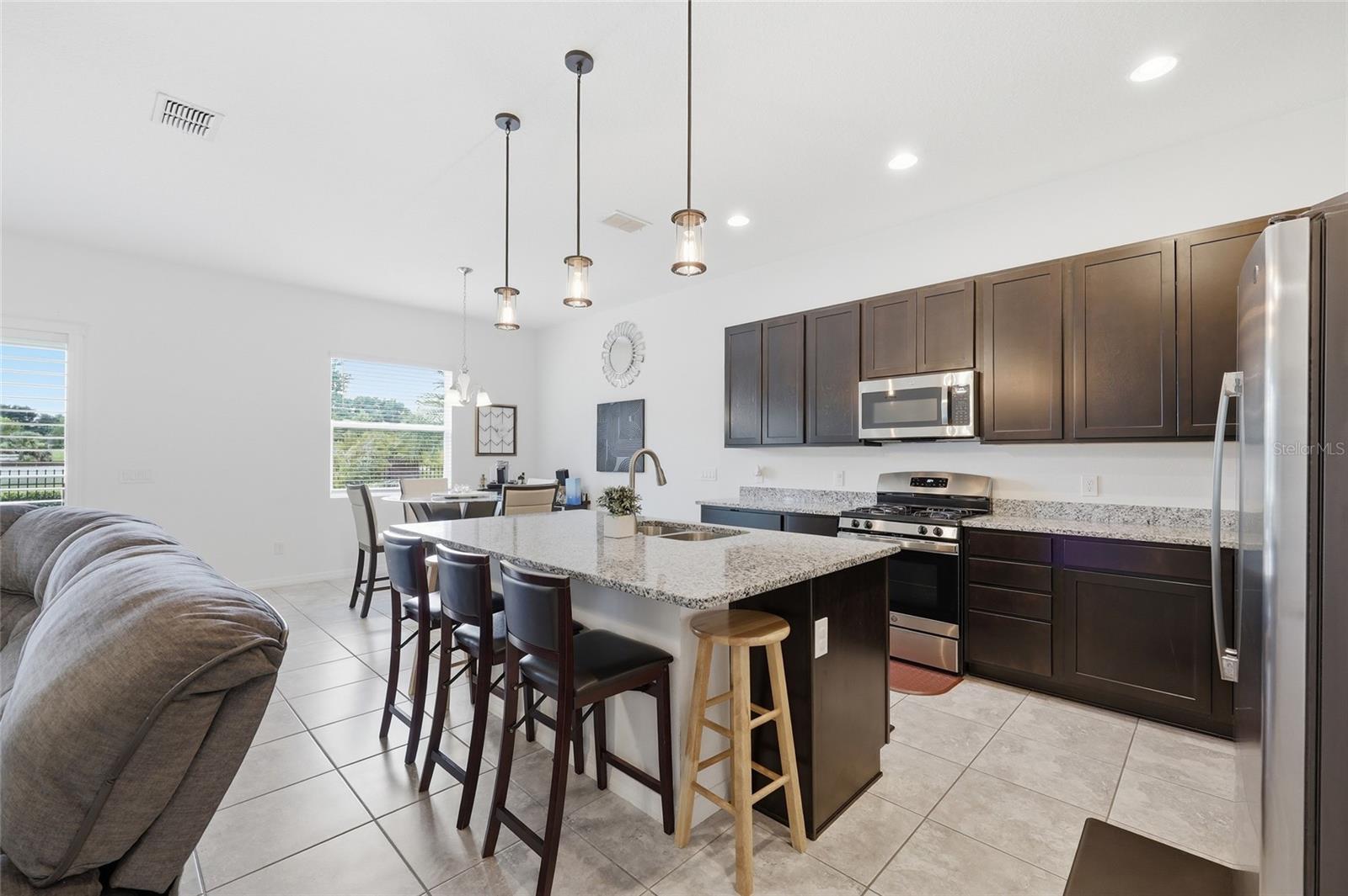 OCOEE LNDGS - Residential