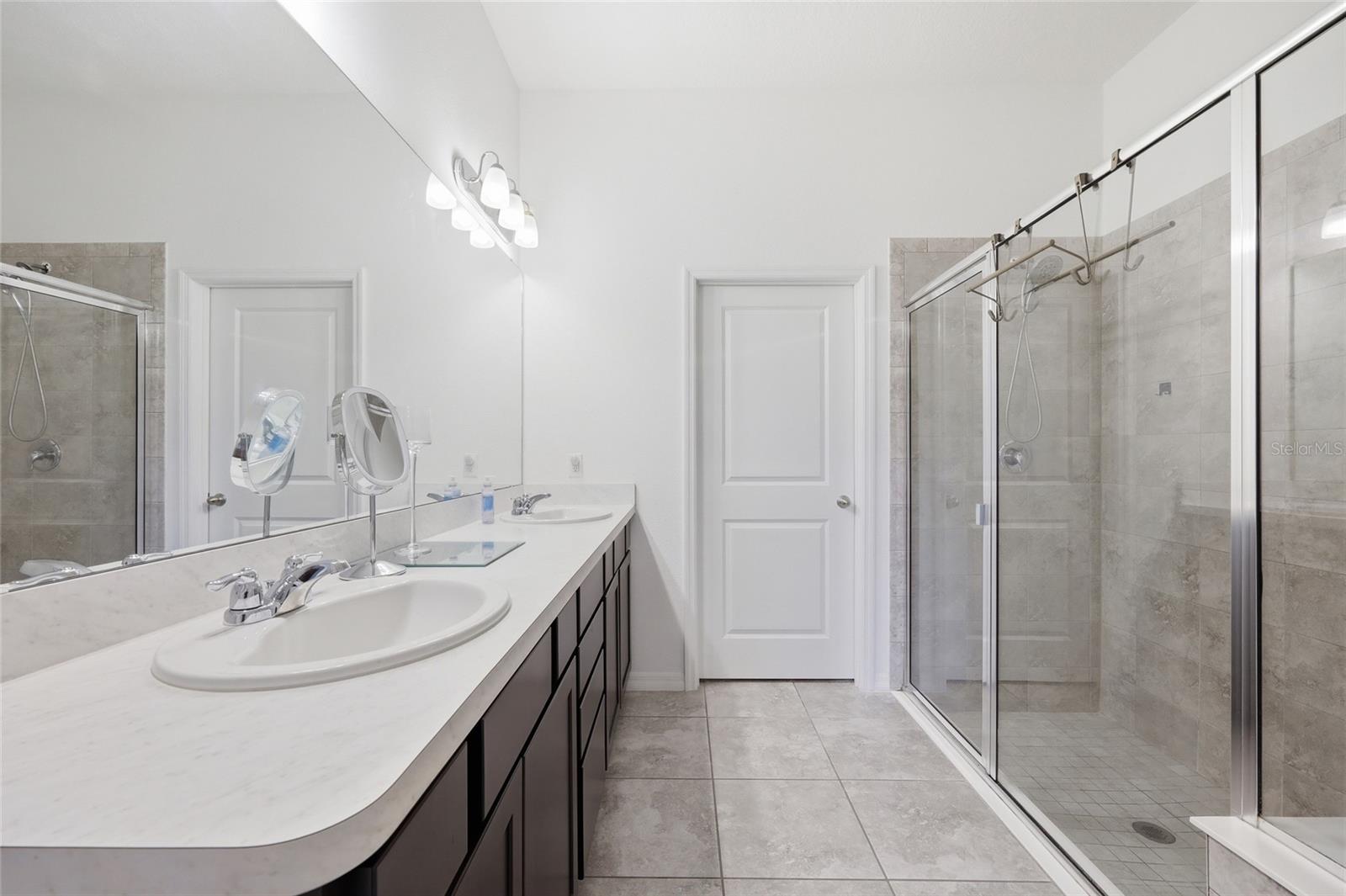 OCOEE LNDGS - Residential