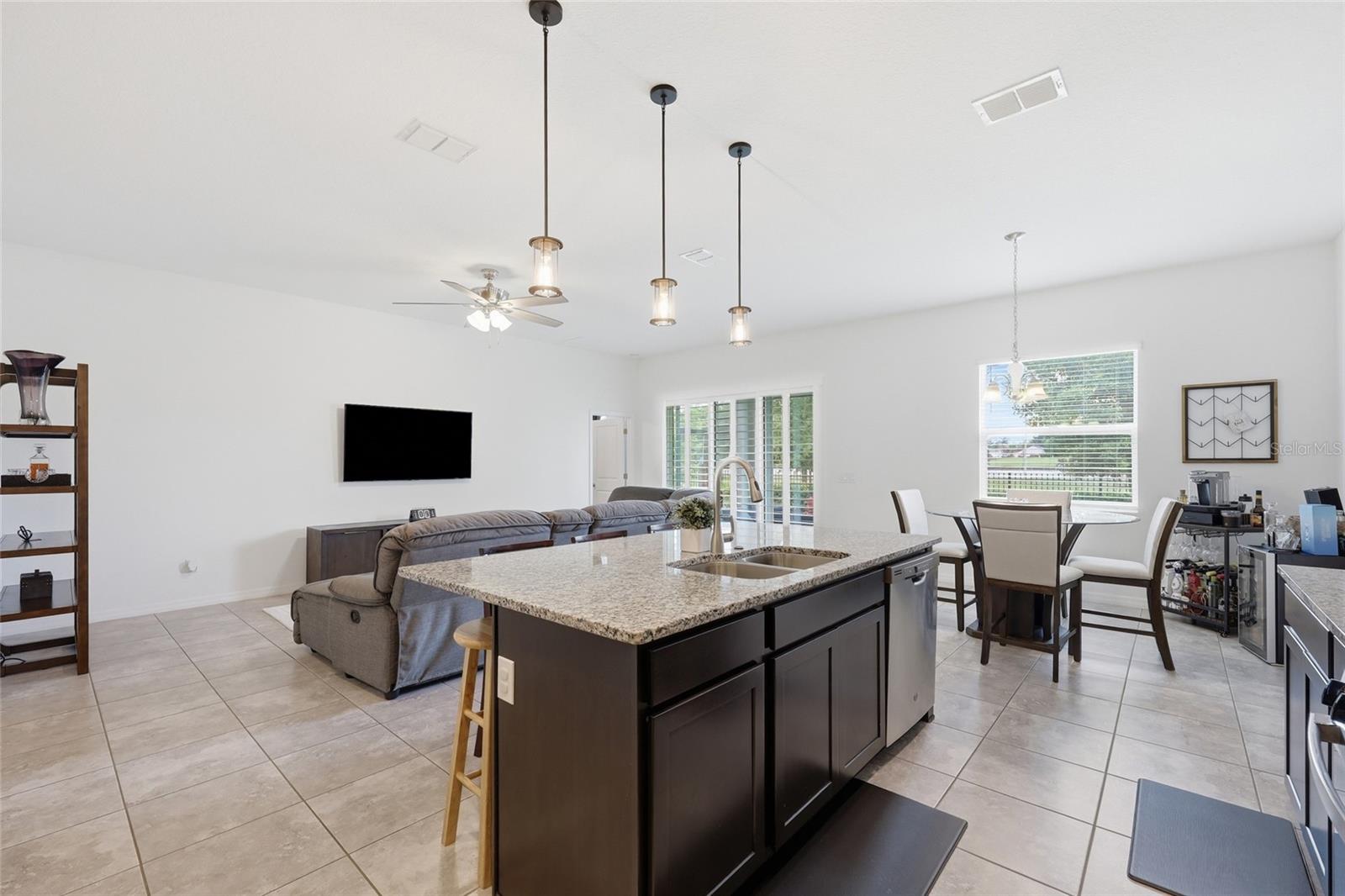 OCOEE LNDGS - Residential
