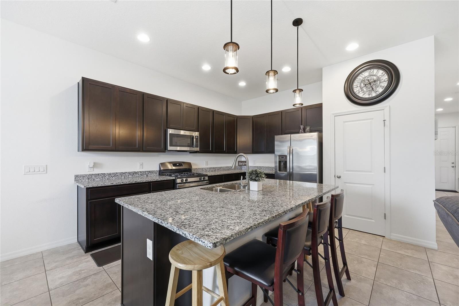 OCOEE LNDGS - Residential
