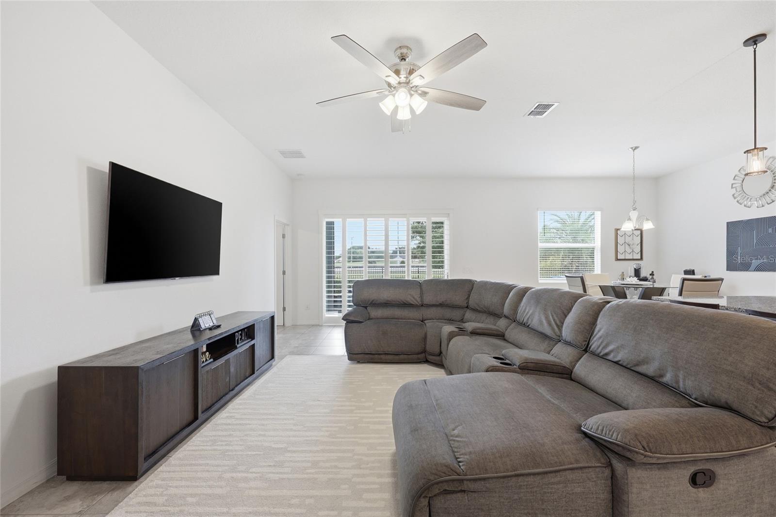 OCOEE LNDGS - Residential