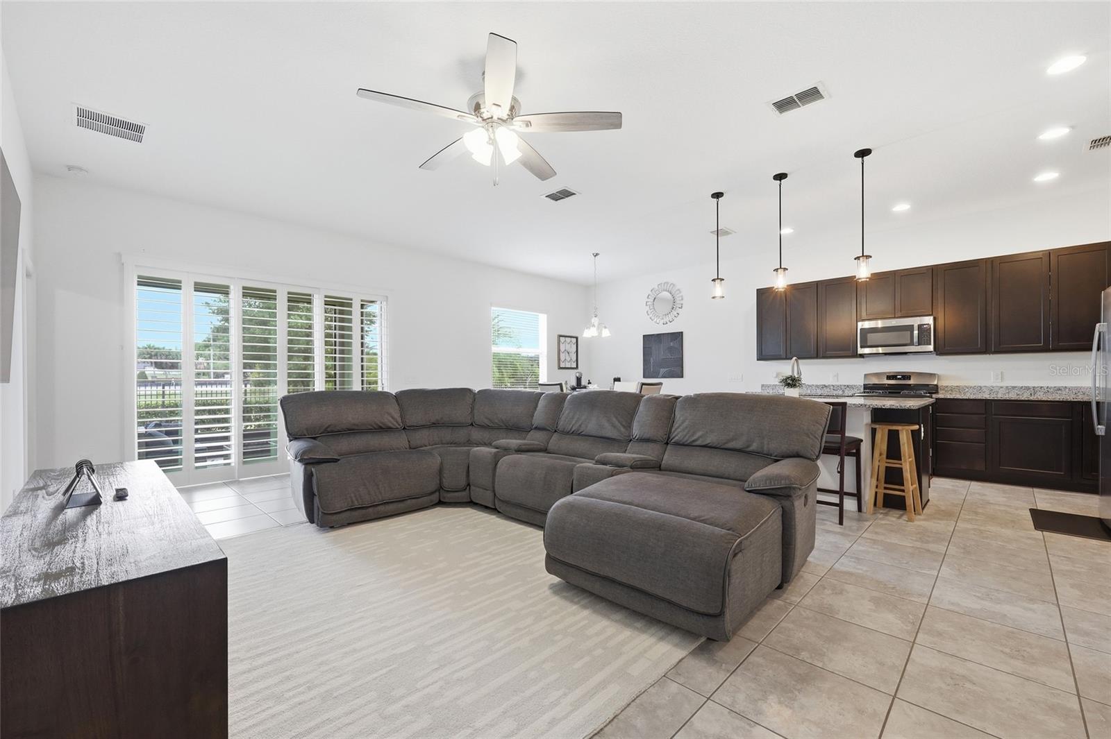 OCOEE LNDGS - Residential