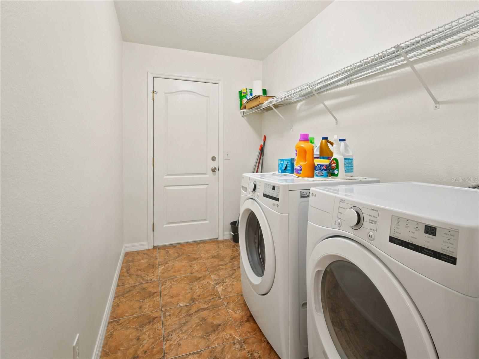 KEYSTONE POINTE PH 3 - Residential Lease