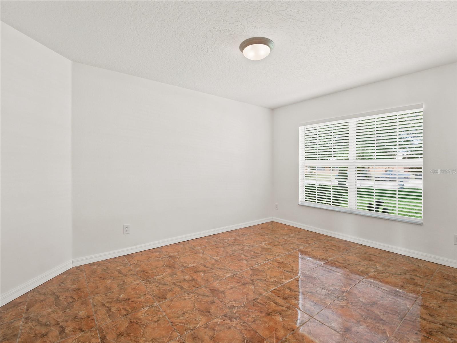 KEYSTONE POINTE PH 3 - Residential Lease