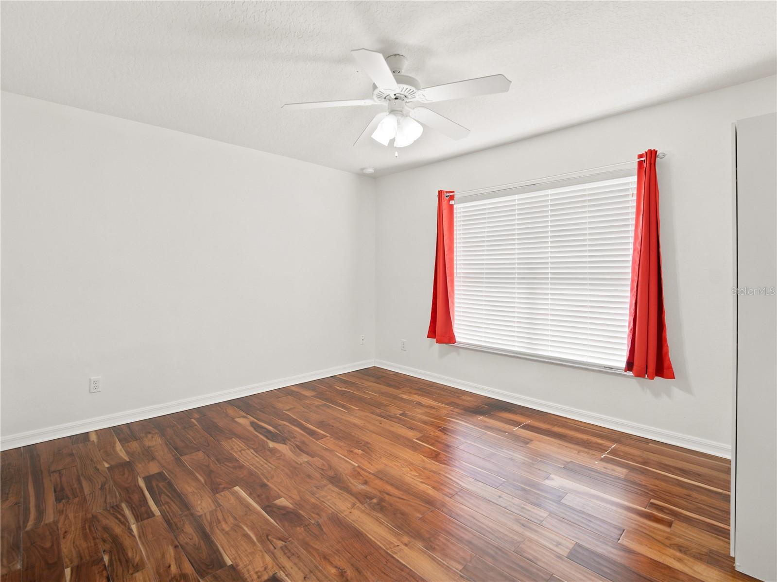 KEYSTONE POINTE PH 3 - Residential Lease