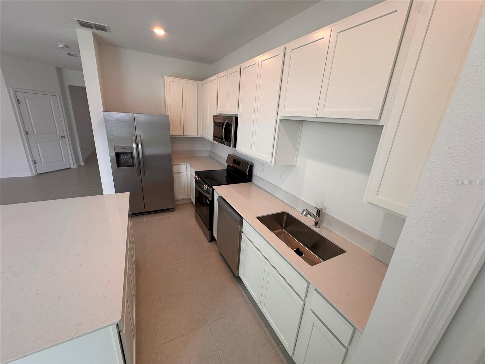 WELLNESS RDG PH 3 - Residential Lease