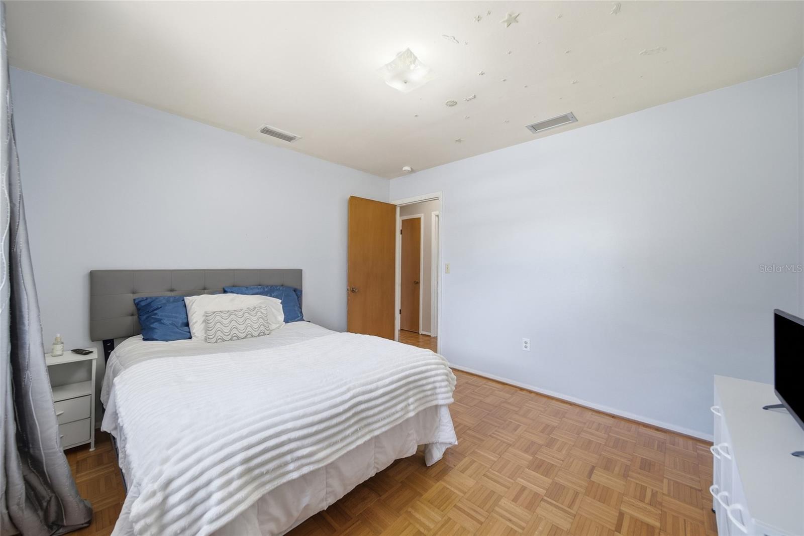 FAIRWAY ACRES UNIT FOUR - Residential