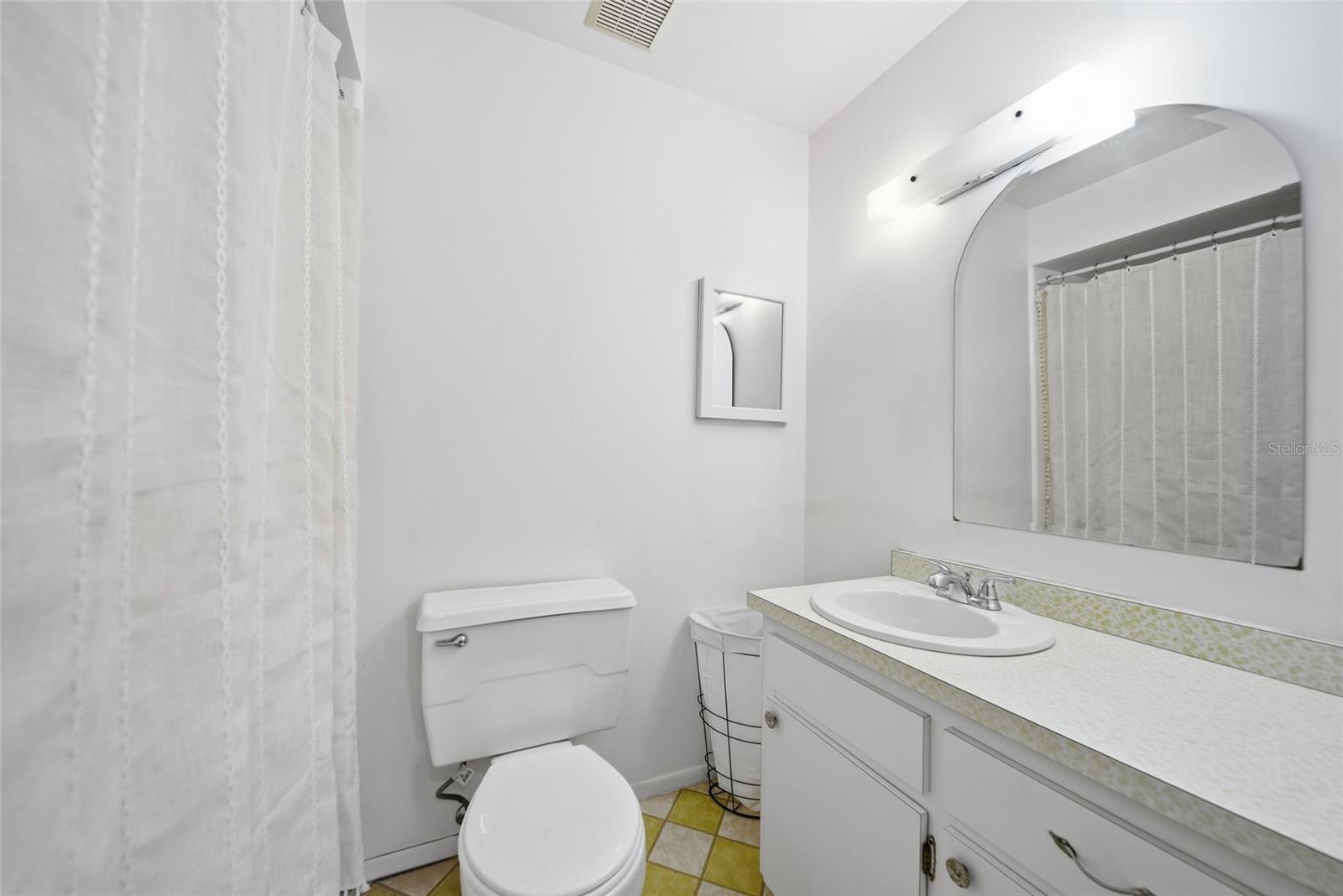 FAIRWAY ACRES UNIT FOUR - Residential