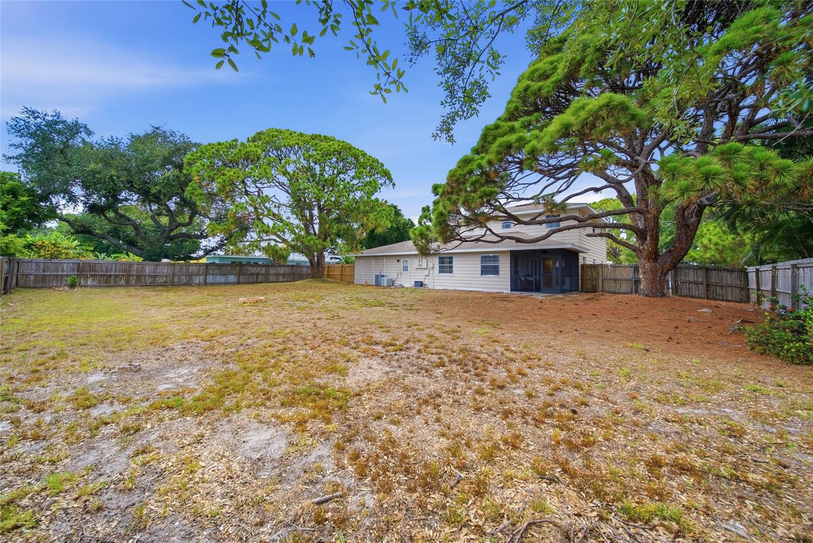 FAIRWAY ACRES UNIT FOUR - Residential