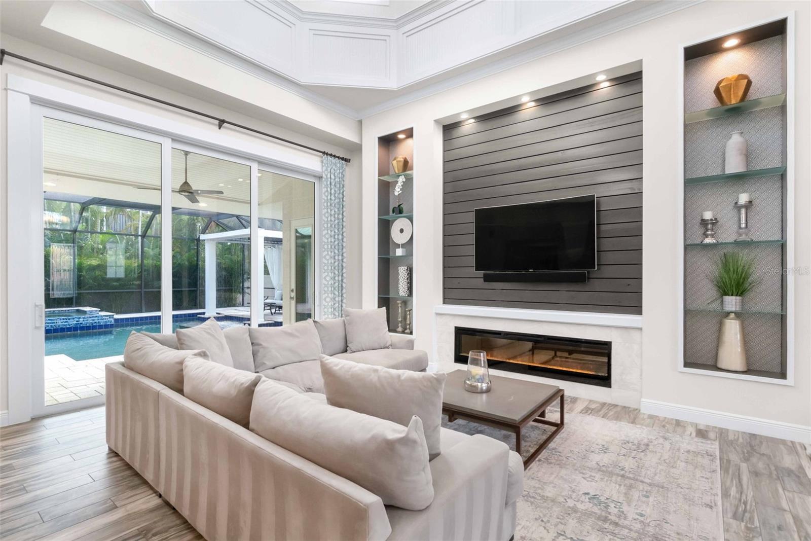 DESOTA PARK - Residential