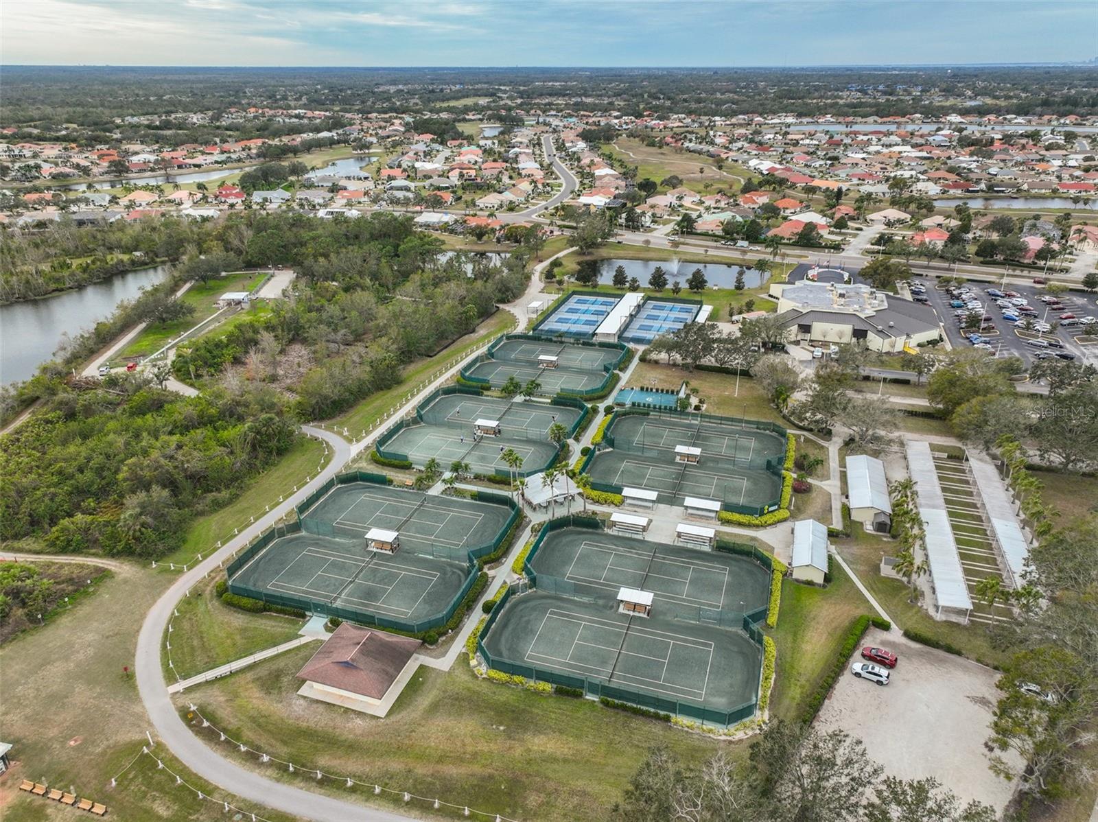 SUN CITY CENTER UNIT 32 - Residential