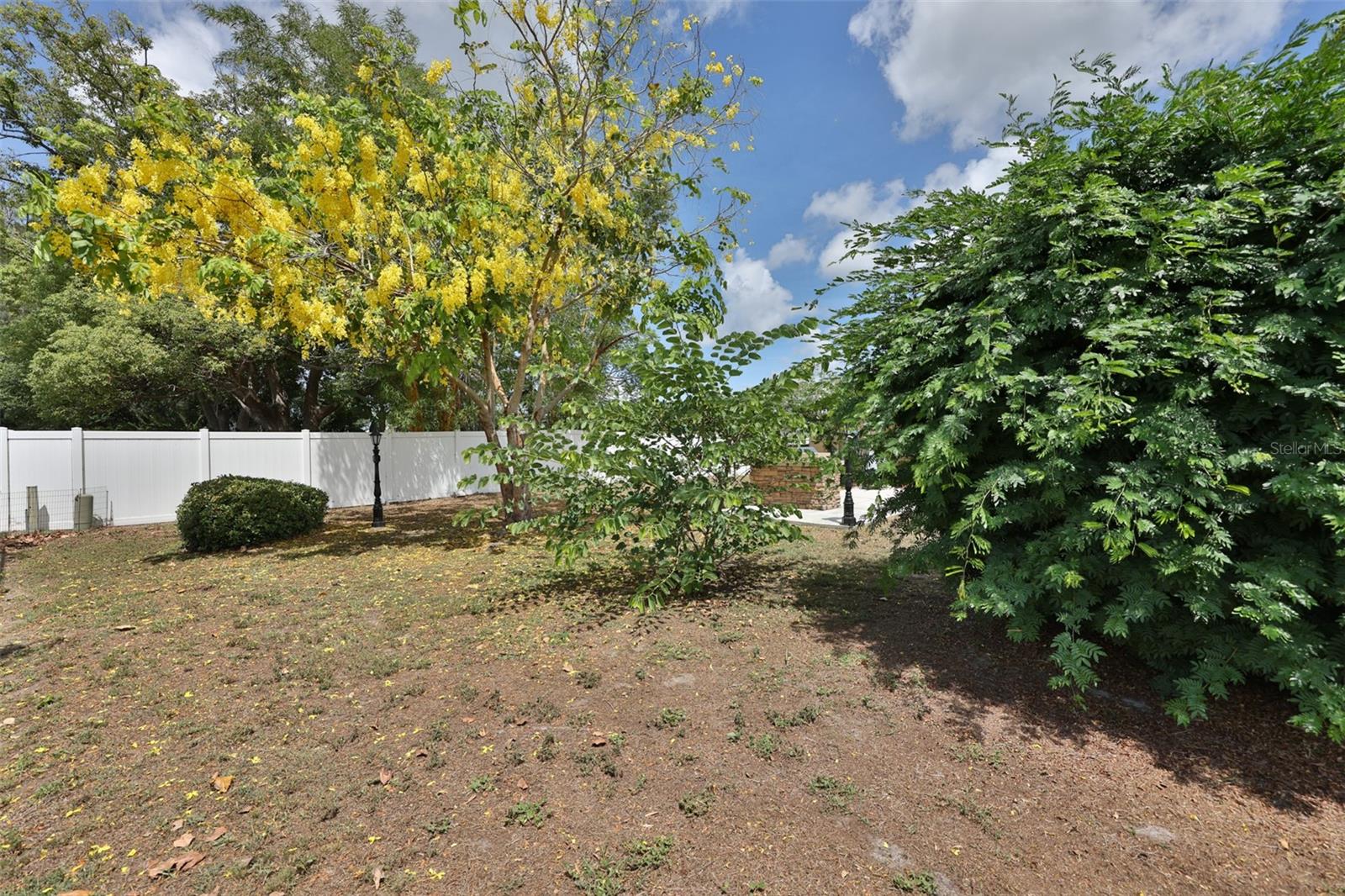 SUN CITY CENTER UNIT 32 - Residential