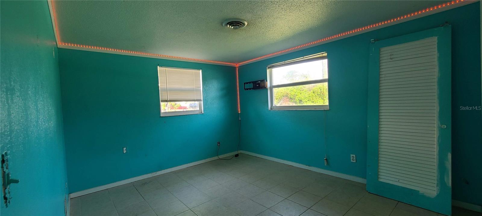 PINE LAKE - Residential