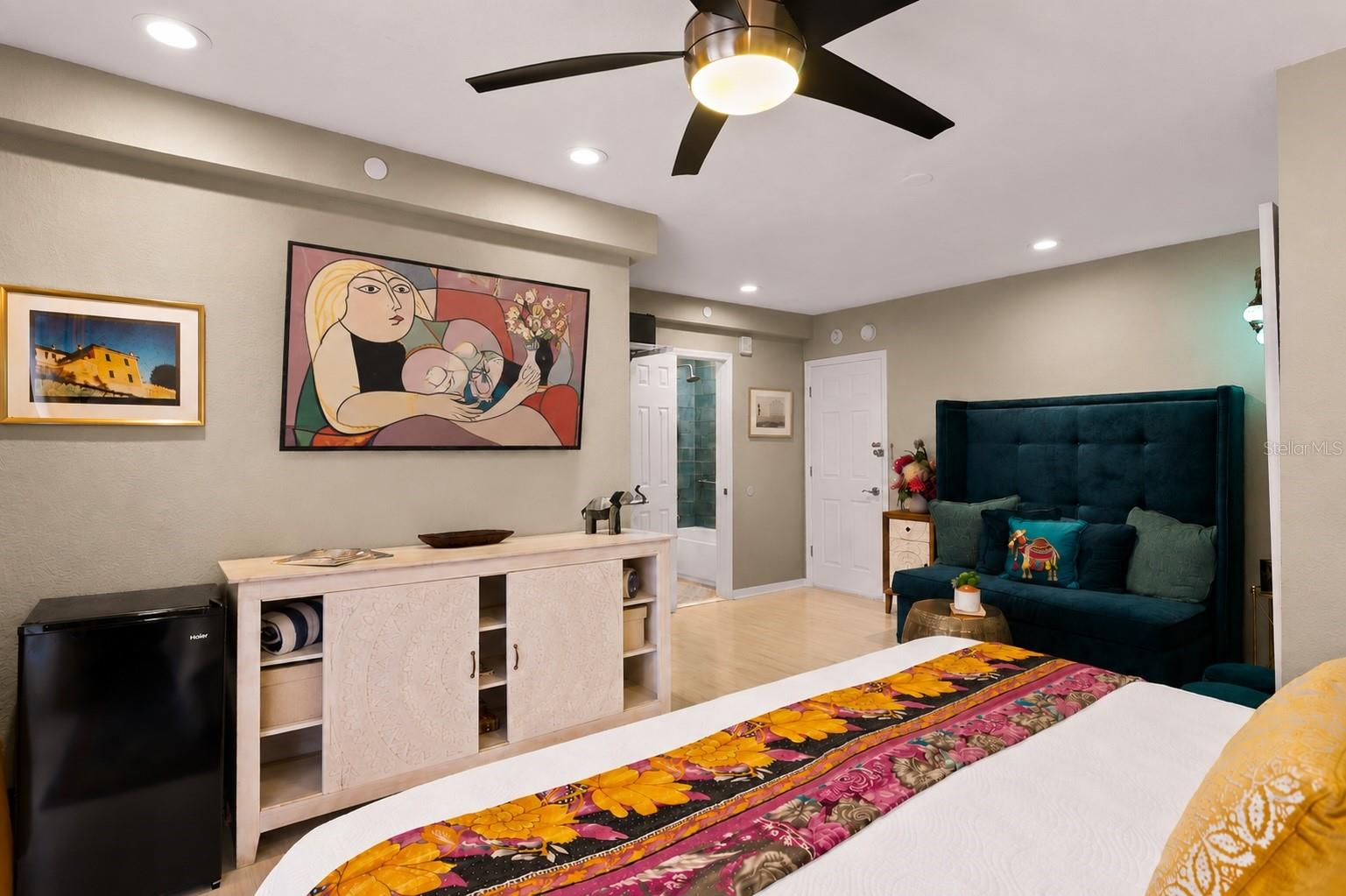 KENWOOD SUB - Residential