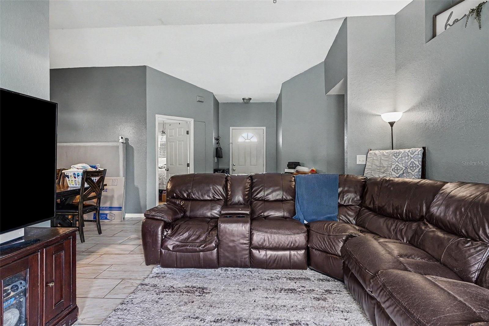 WEST OAKS - Residential