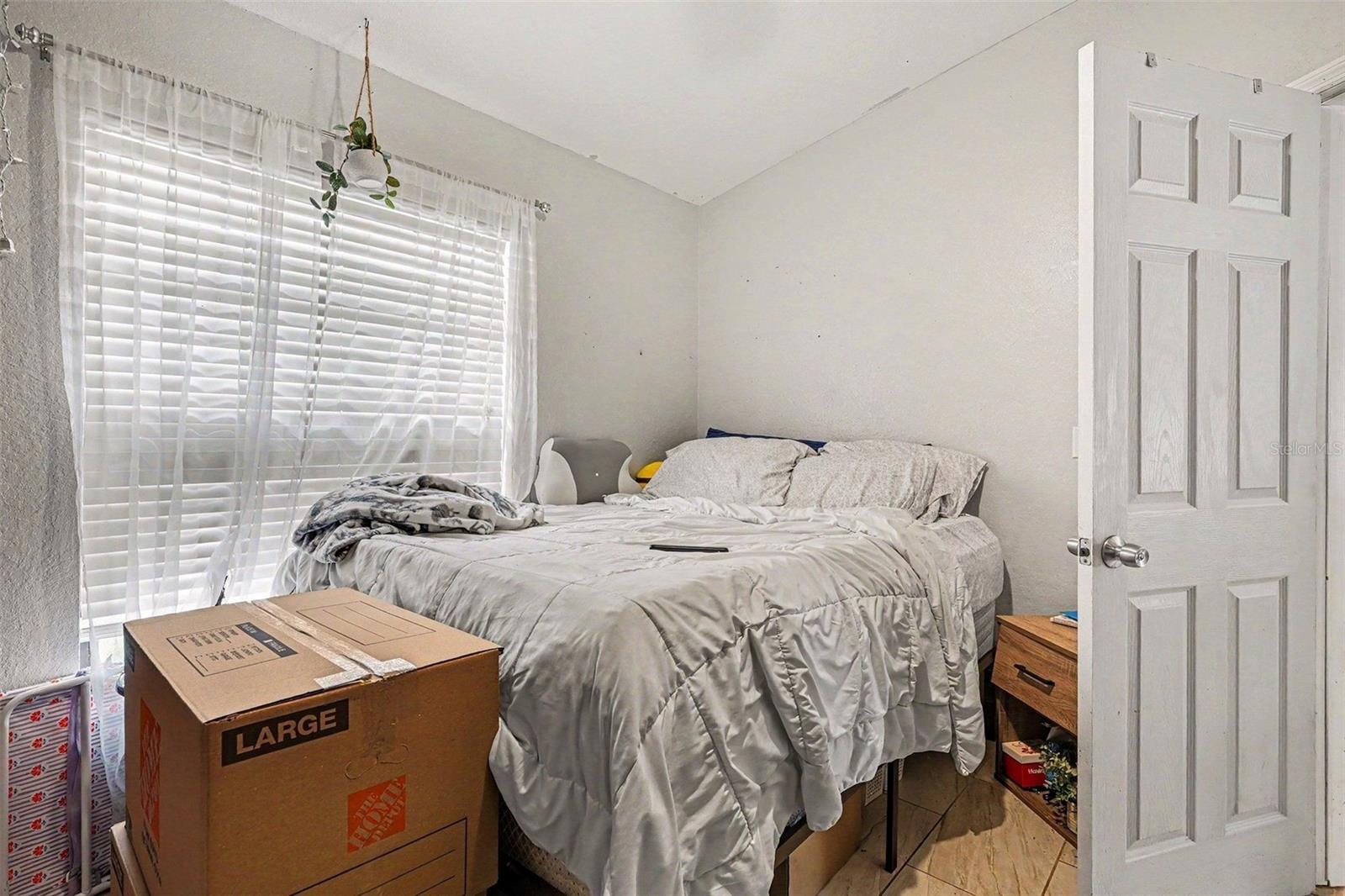 WEST OAKS - Residential