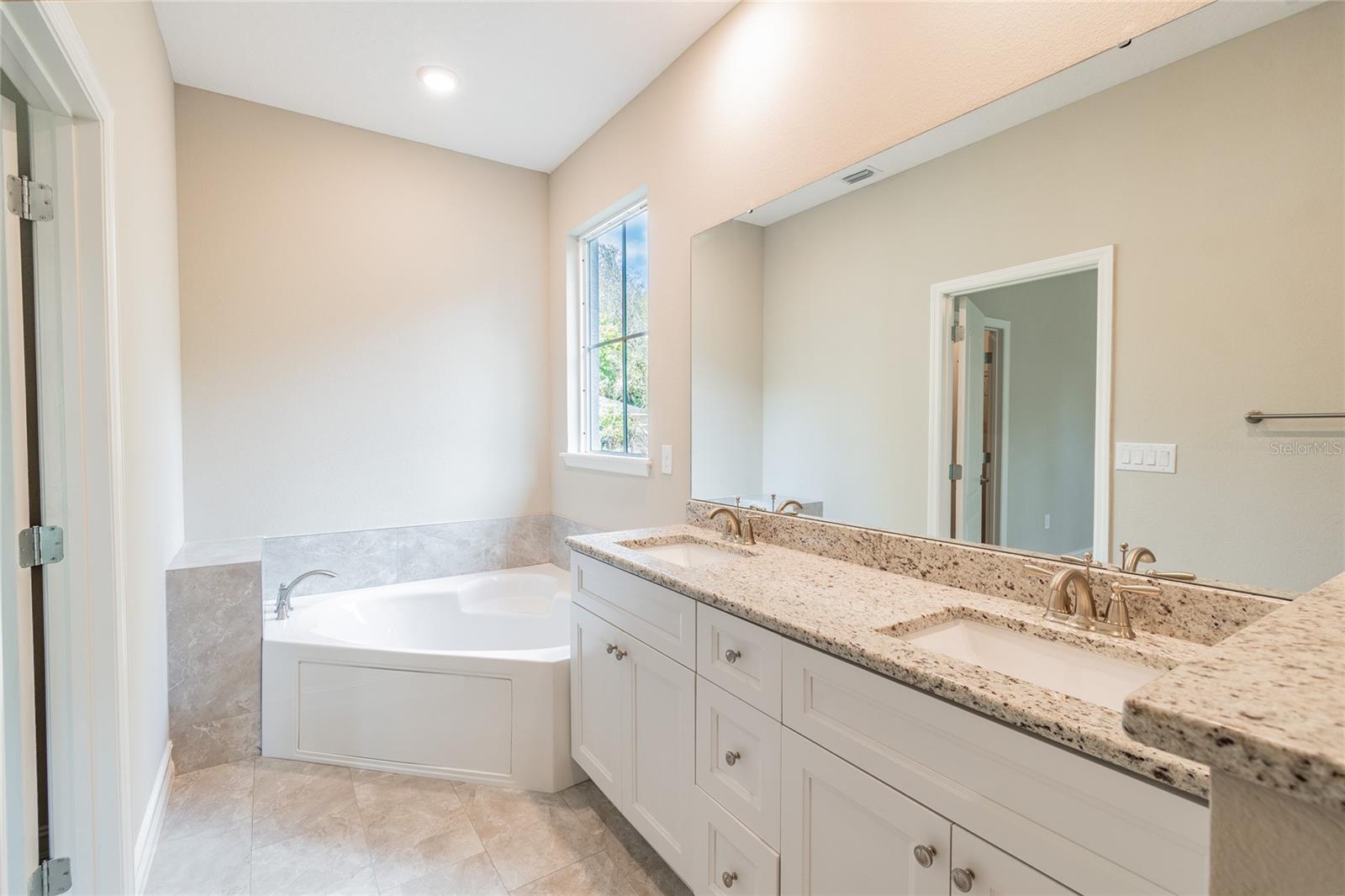 DAYTONA PARK ESTATES SEC E - Residential