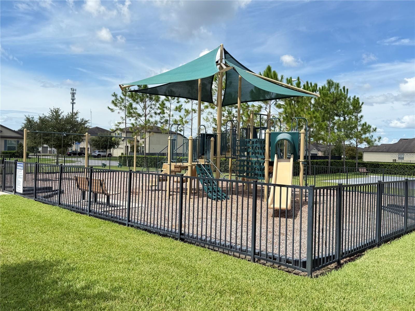 LAKESHORE AT NARCOOSSEE PH 4 - Residential Lease