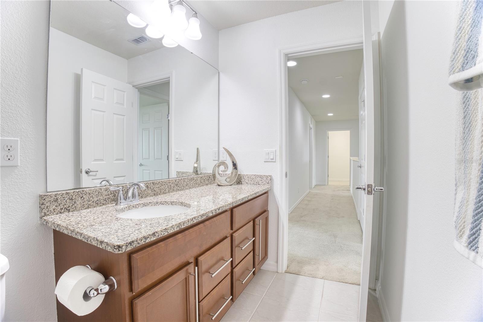 LAKESHORE AT NARCOOSSEE PH 4 - Residential Lease