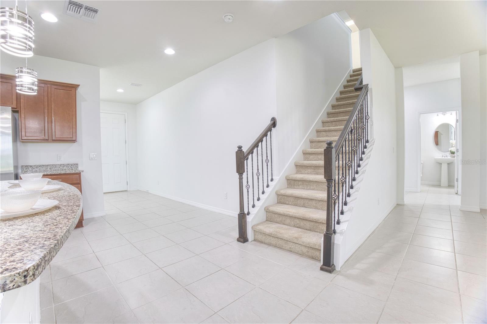 LAKESHORE AT NARCOOSSEE PH 4 - Residential Lease