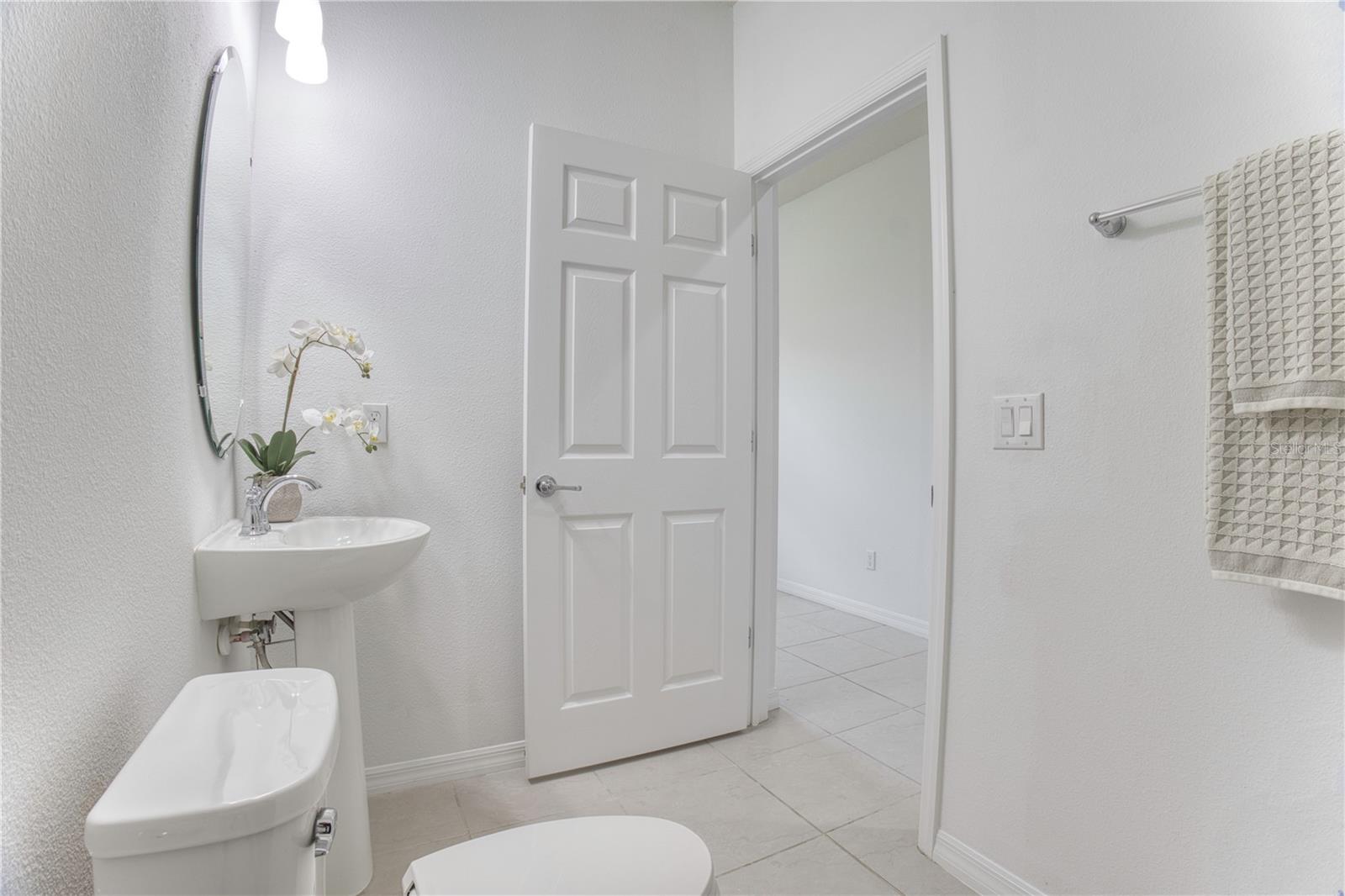 LAKESHORE AT NARCOOSSEE PH 4 - Residential Lease