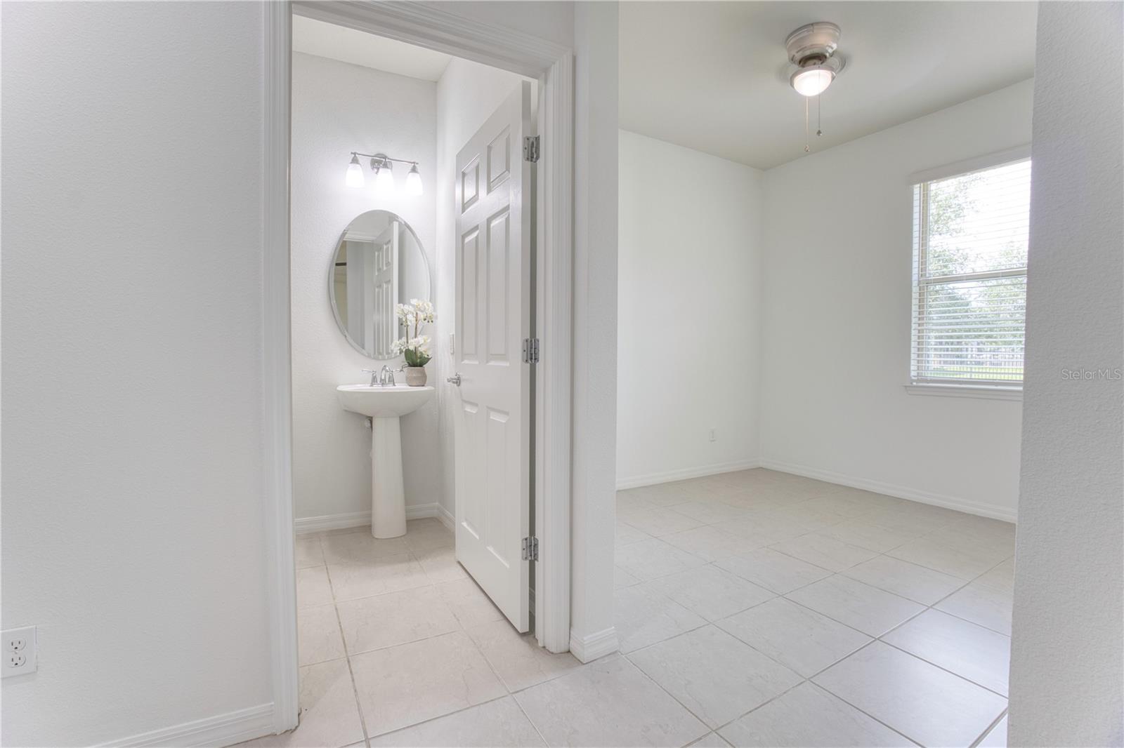 LAKESHORE AT NARCOOSSEE PH 4 - Residential Lease