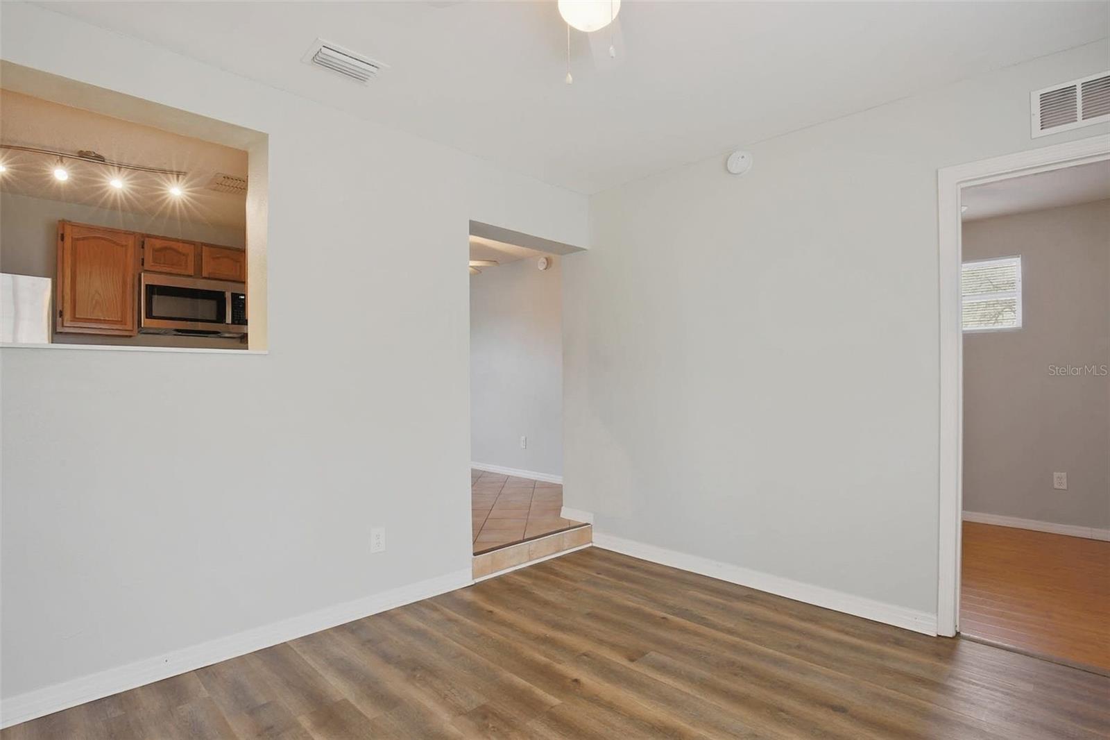 SPRING HILL - Residential