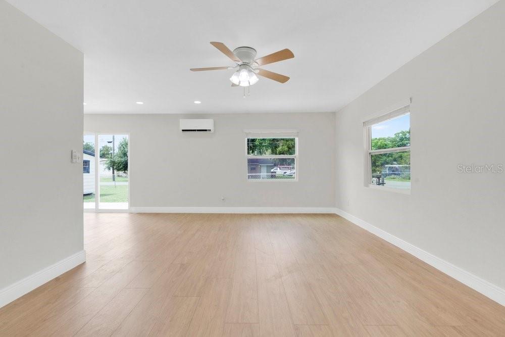 PINEVIEW - Residential