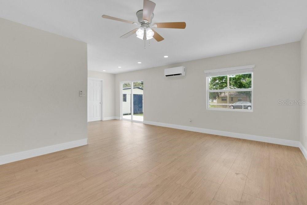 PINEVIEW - Residential