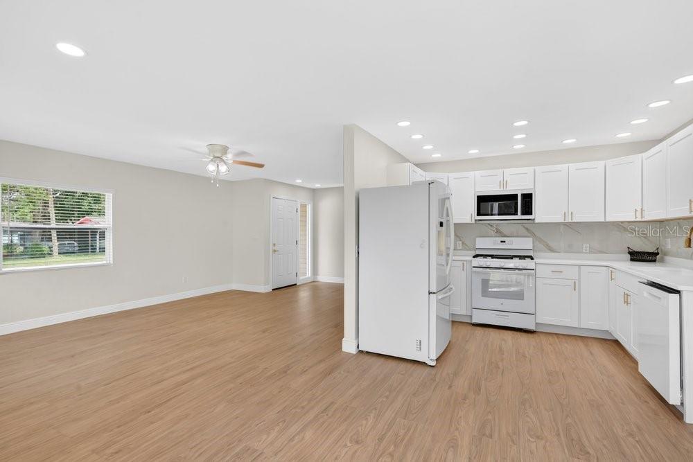 PINEVIEW - Residential