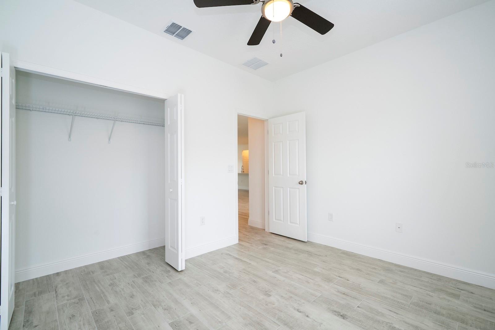 MARION OAKS UN 4 - Residential