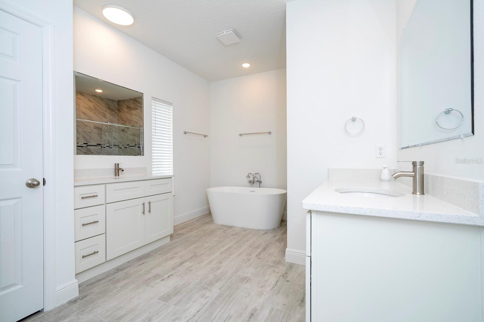 MARION OAKS UN 4 - Residential