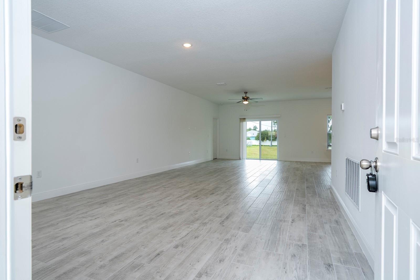 MARION OAKS UN 4 - Residential