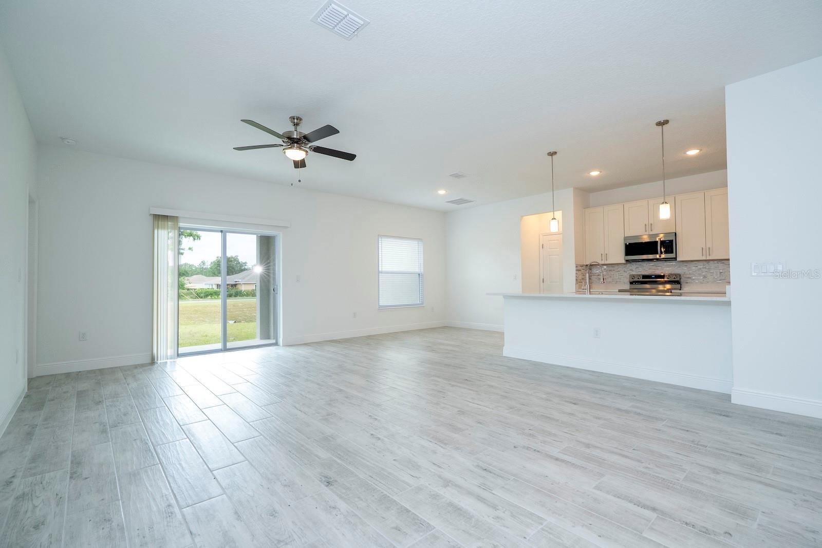 MARION OAKS UN 4 - Residential